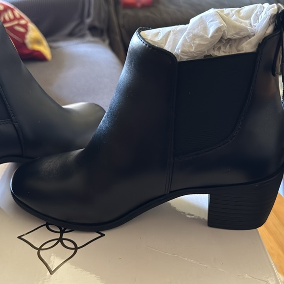 dav Brand Rainboots NWT - Picture 5 of 11